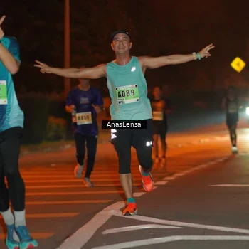 Runner Photo 8796990