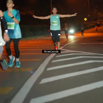 Runner Photo 8796992