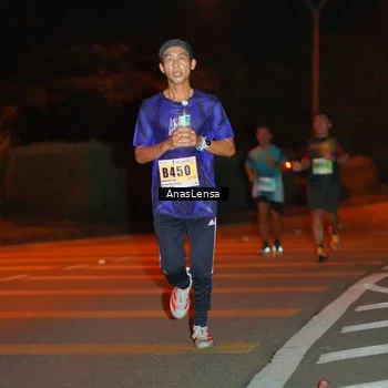 Runner Photo 8797004