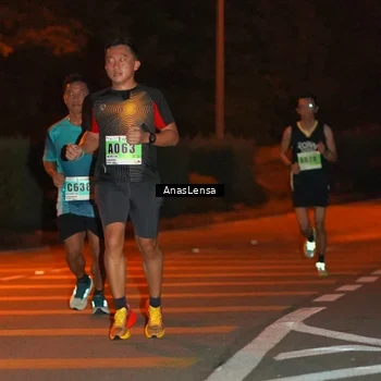 Runner Photo 8797011
