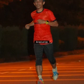 Runner Photo 8797022