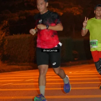 Runner Photo 8797101