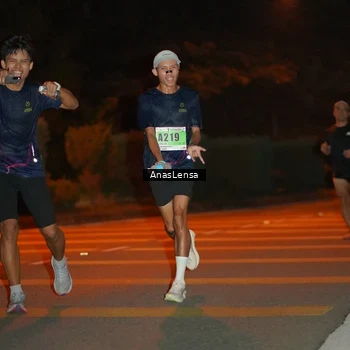 Runner Photo 8797128