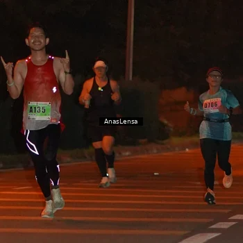 Runner Photo 8797262