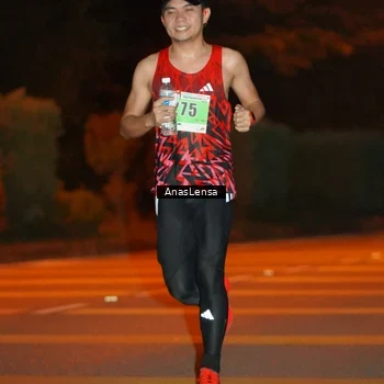 Runner Photo 8797304