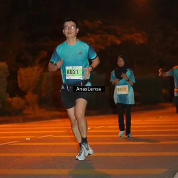 Runner Photo 8797333