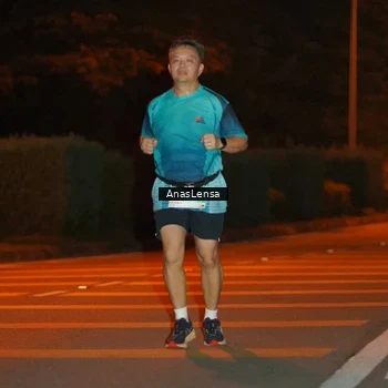 Runner Photo 8797634