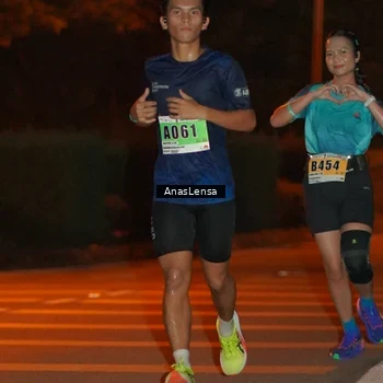 Runner Photo 8798009