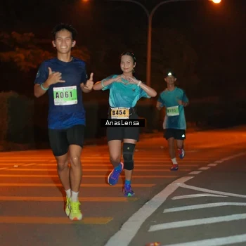 Runner Photo 8798011