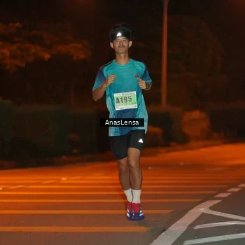 Runner Photo 8798019