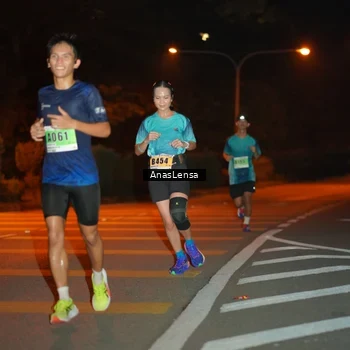 Runner Photo 8798020