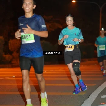 Runner Photo 8798022