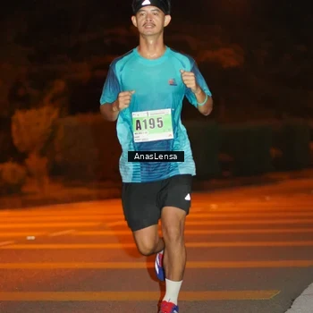 Runner Photo 8798034
