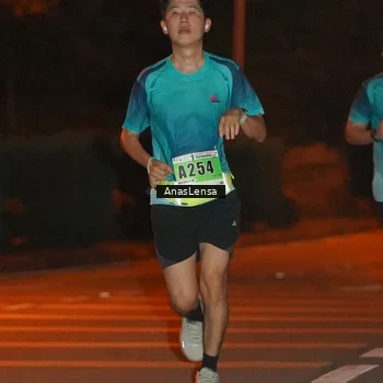 Runner Photo 8798052