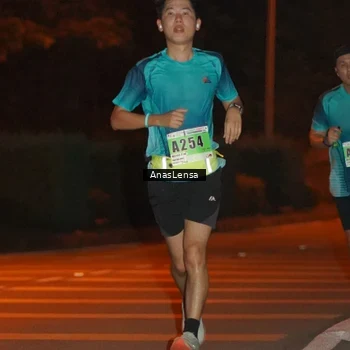 Runner Photo 8798056