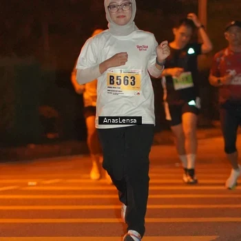 Runner Photo 8798078