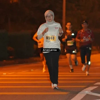 Runner Photo 8798080