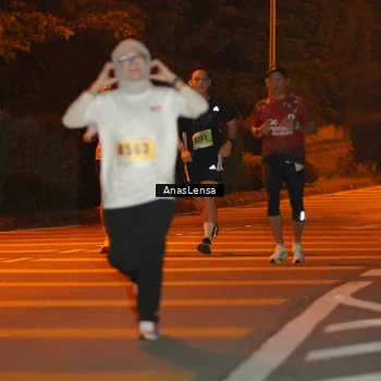 Runner Photo 8798088