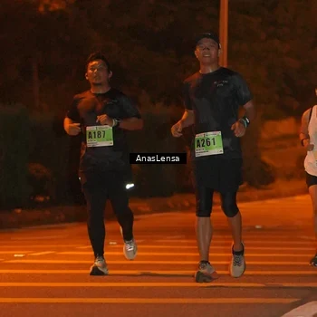 Runner Photo 8798119