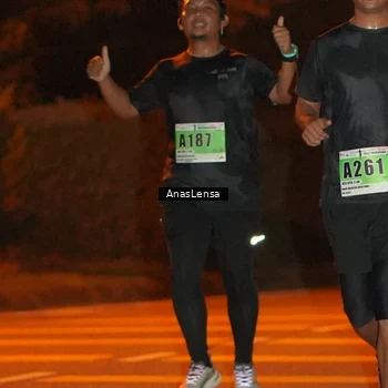 Runner Photo 8798133