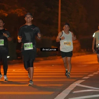 Runner Photo 8798138