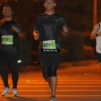 Runner Photo 8798140
