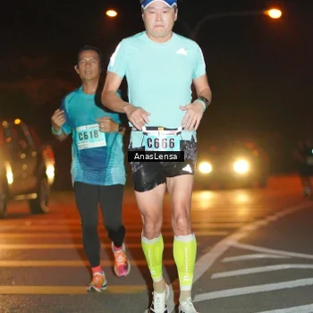 Runner Photo 8798158