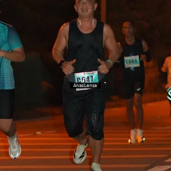 Runner Photo 8798213