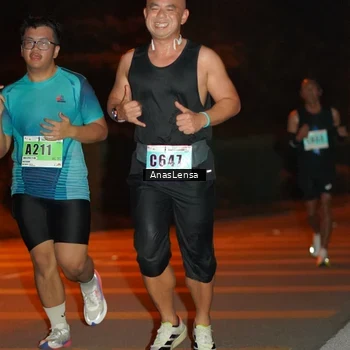 Runner Photo 8798237