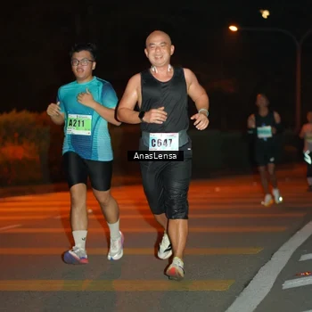 Runner Photo 8798250
