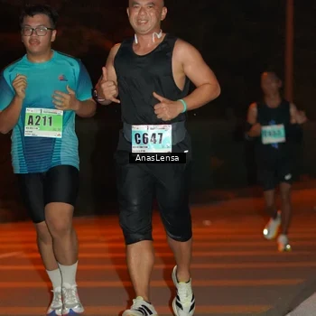 Runner Photo 8798252