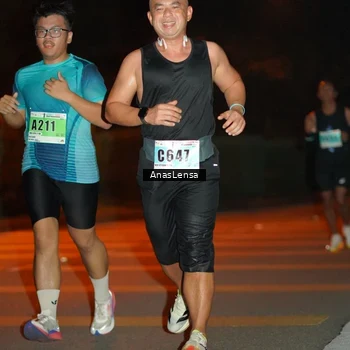 Runner Photo 8798253