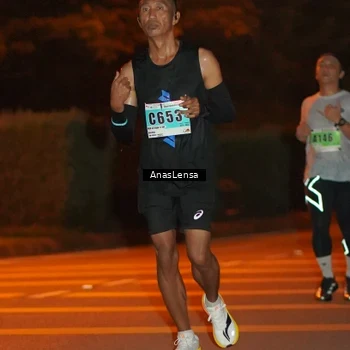 Runner Photo 8798257