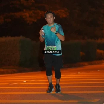 Runner Photo 8798289