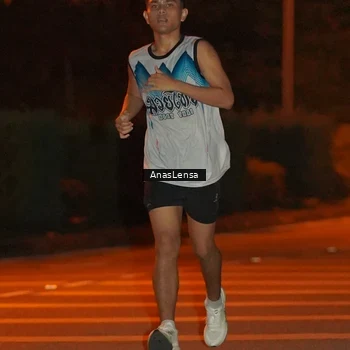 Runner Photo 8798313