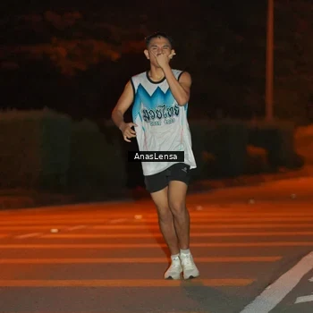Runner Photo 8798342