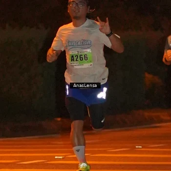Runner Photo 8798453