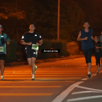Runner Photo 8798455