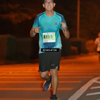 Runner Photo 8798514