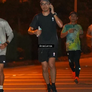 Runner Photo 8798631