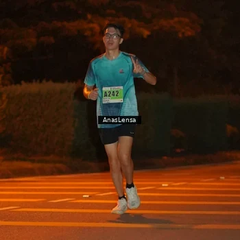 Runner Photo 8798724