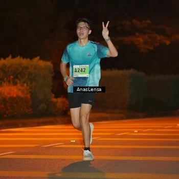 Runner Photo 8798728