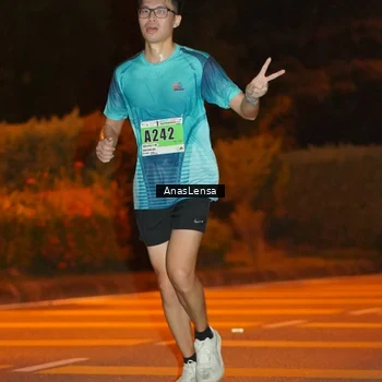 Runner Photo 8798744