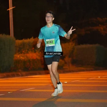 Runner Photo 8798746