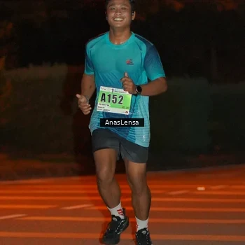Runner Photo 8798770