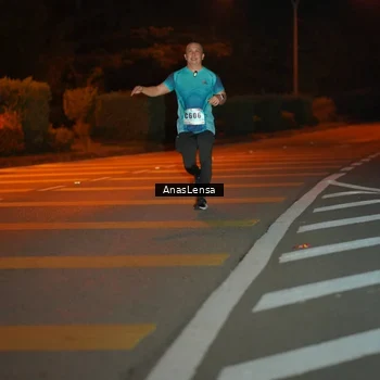 Runner Photo 8798859