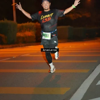 Runner Photo 8798911
