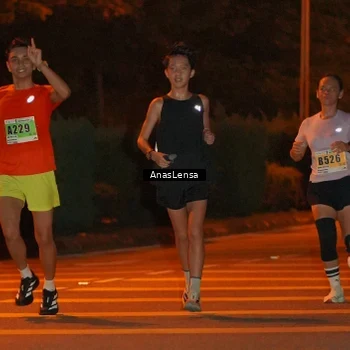 Runner Photo 8799002