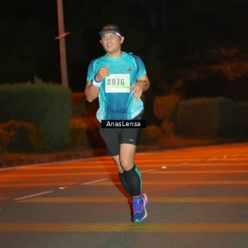 Runner Photo 8799003