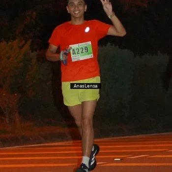Runner Photo 8799014